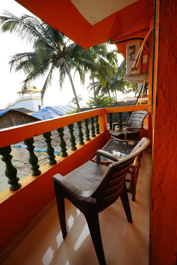 Sunset & Waves Resort, Mandrem Beach Bagian luar foto
